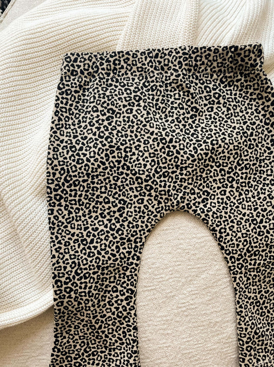 Label Spruit - Flared Leopard